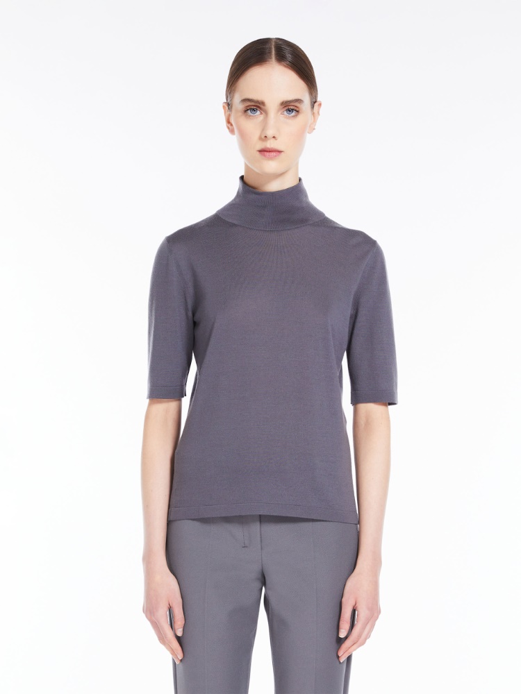 Wool yarn mock polo-neck sweater