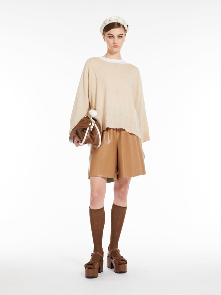 Oversized cashmere knit