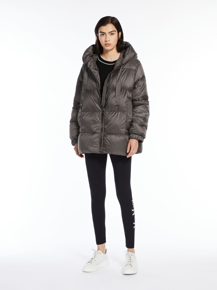 Quilted down jacket in water-resistant canvas