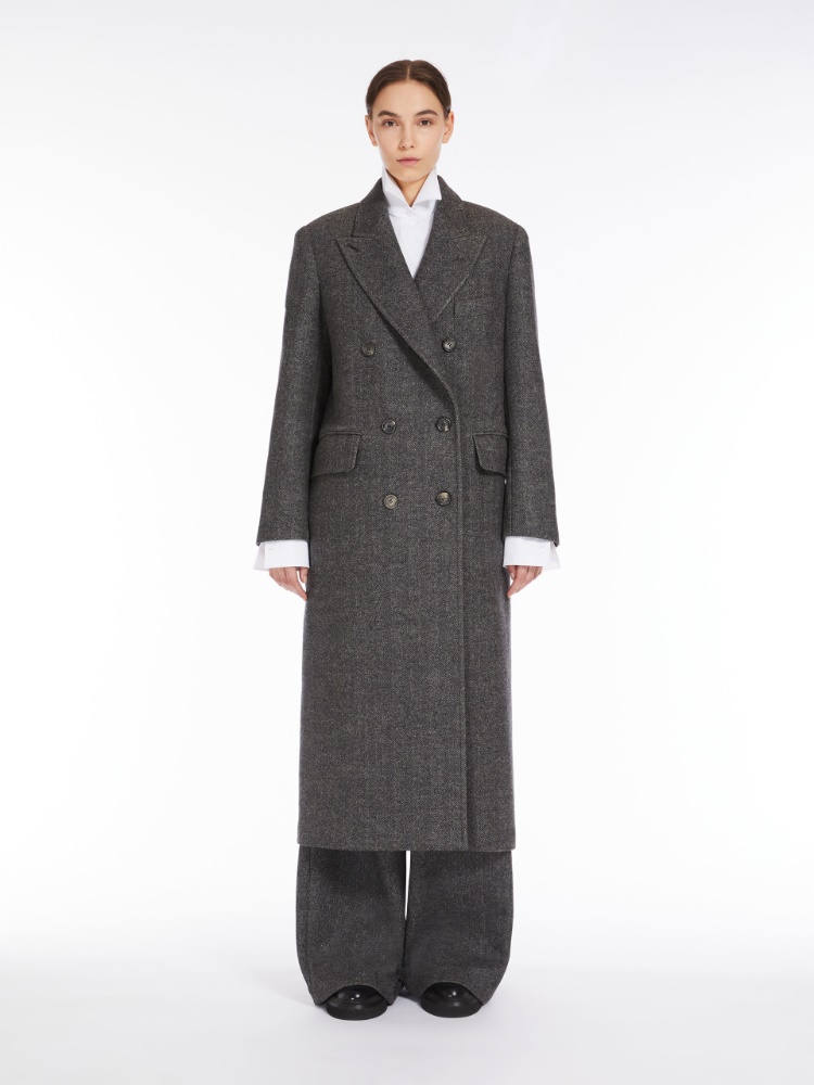 Masculine wool coat