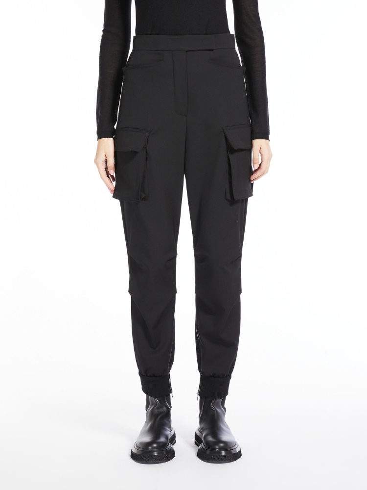 Cargo trousers in gabardine wool