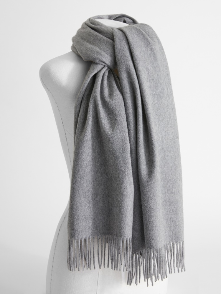 Cashmere stole with embroidery