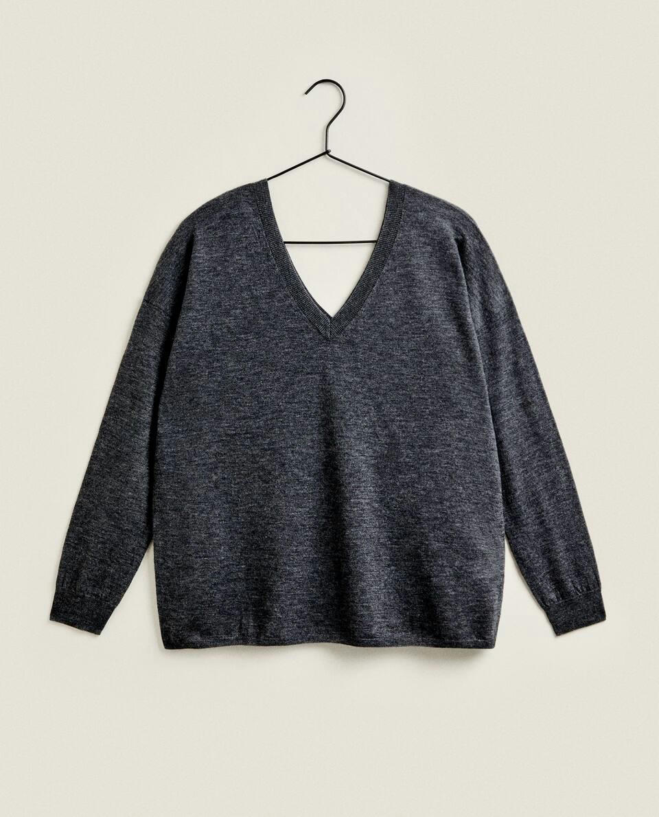 FINE CASHMERE SWEATER