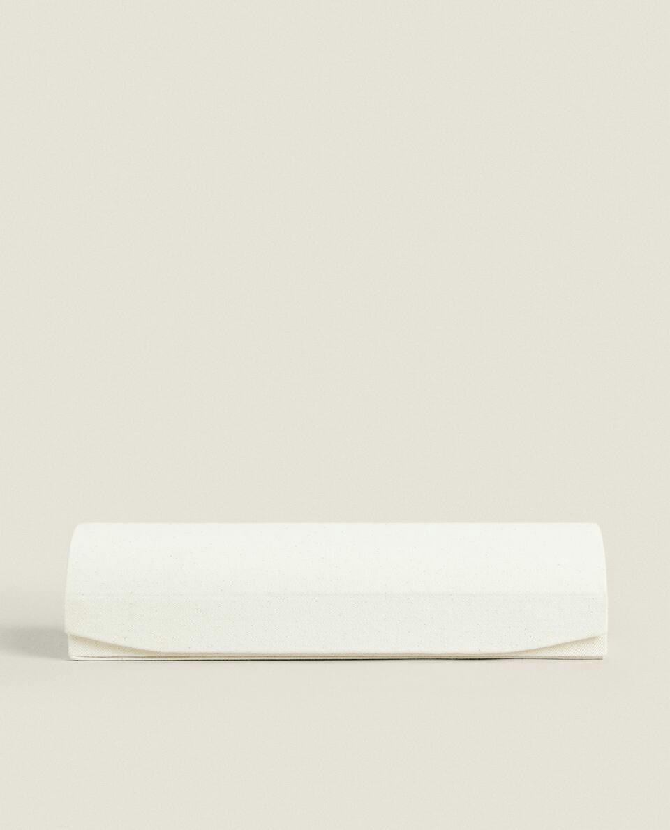 RECTANGULAR UPHOLSTERED JEWELLERY BOX