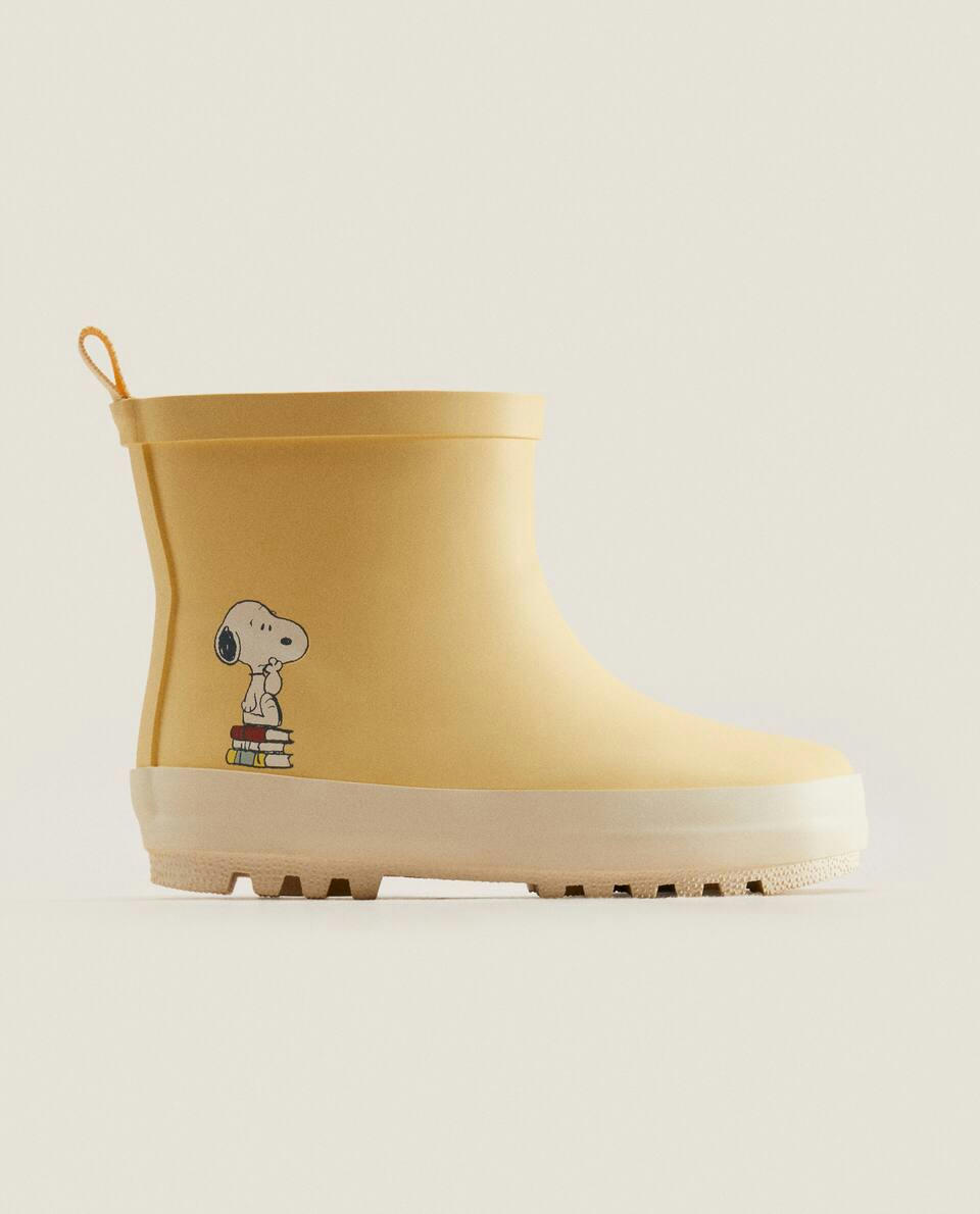 PEANUTS? WELLIES