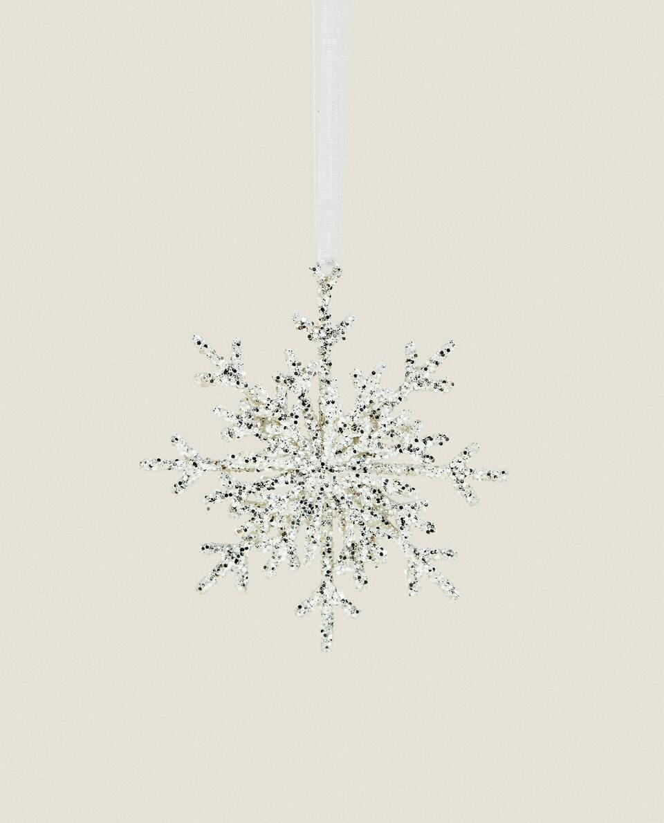 GLITTERY CHRISTMAS SNOWFLAKE DECORATION