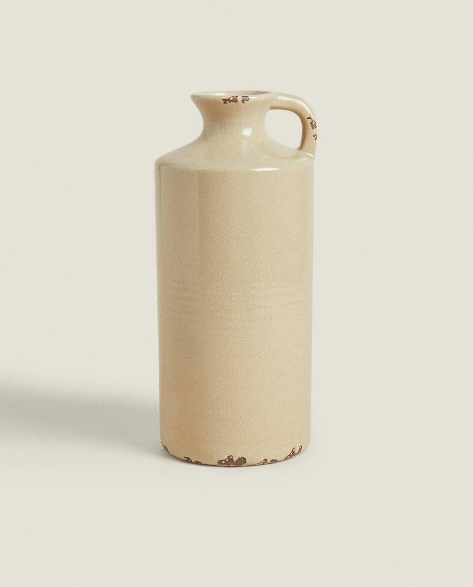 CERAMIC VASE WITH HANDLES