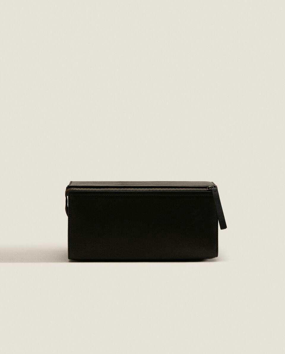 LARGE RIGID LEATHER TOILETRY BAG