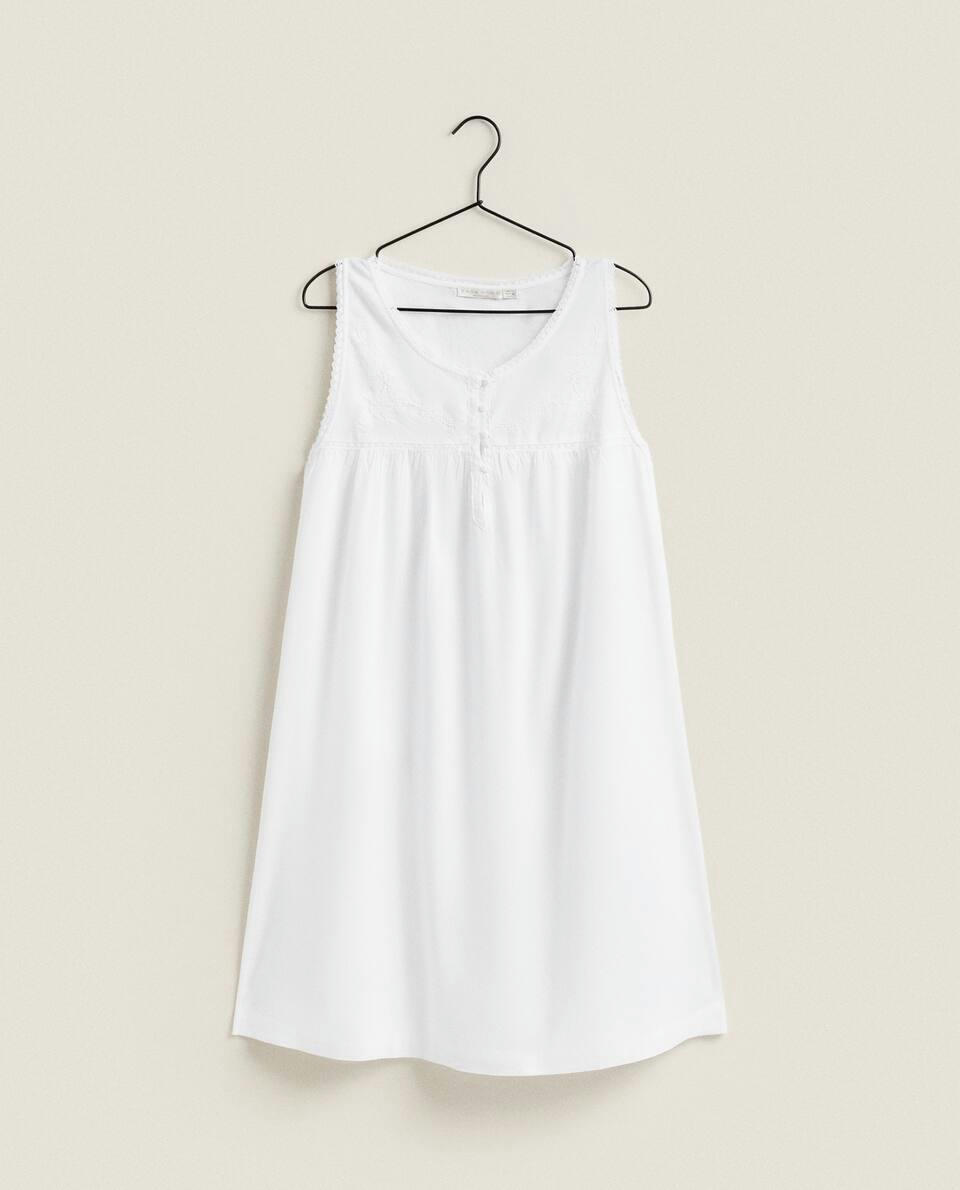 EMBROIDERED NIGHTDRESS