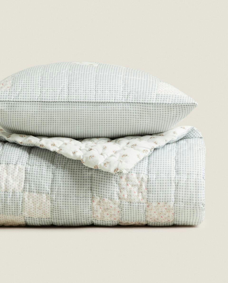 FLORAL PATCHWORK QUILT