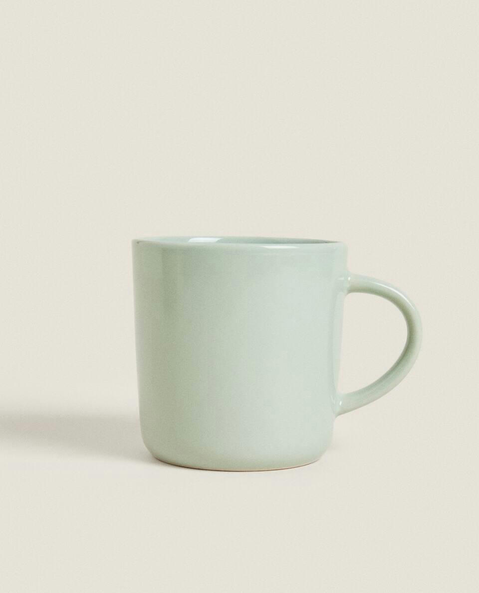 STONEWARE MUG