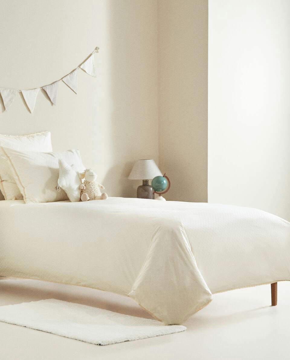 CHILDREN’S FLORAL DUVET COVER WITH LACE TRIM