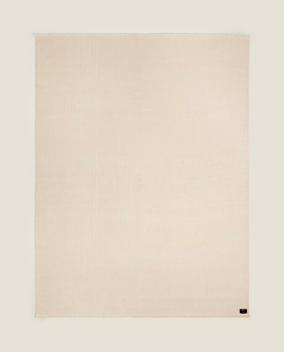 X áBBATTE ALPACA BLANKET