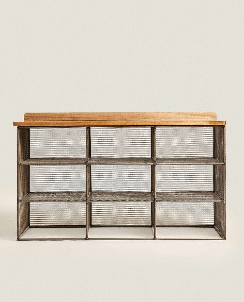 METAL AND WOOD BENCH