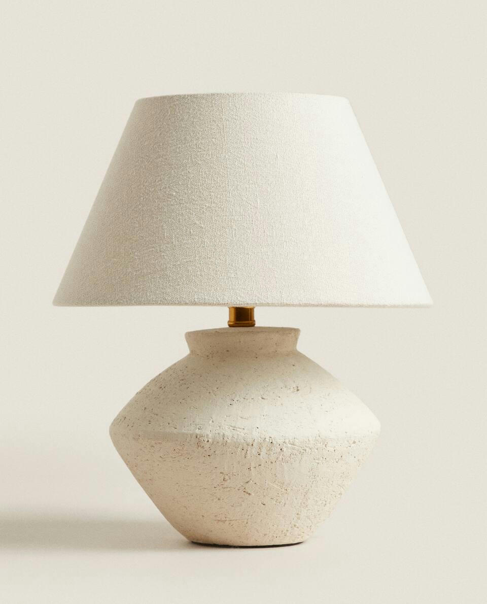 SMALL EARTHENWARE BASE LAMP
