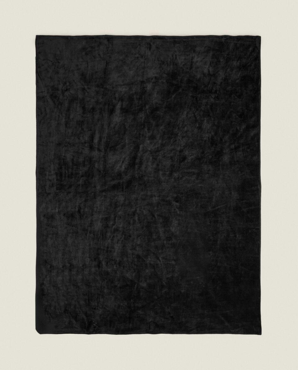 PLAIN FLEECE BLANKET