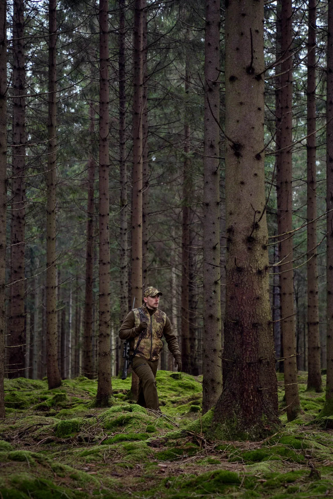 Deer Stalker camo reversible packable waistcoat