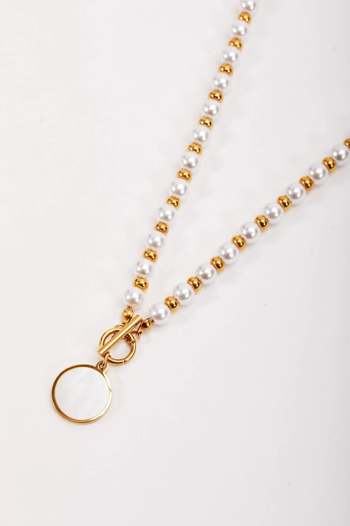 Beaded T-Bar Pendant Necklace