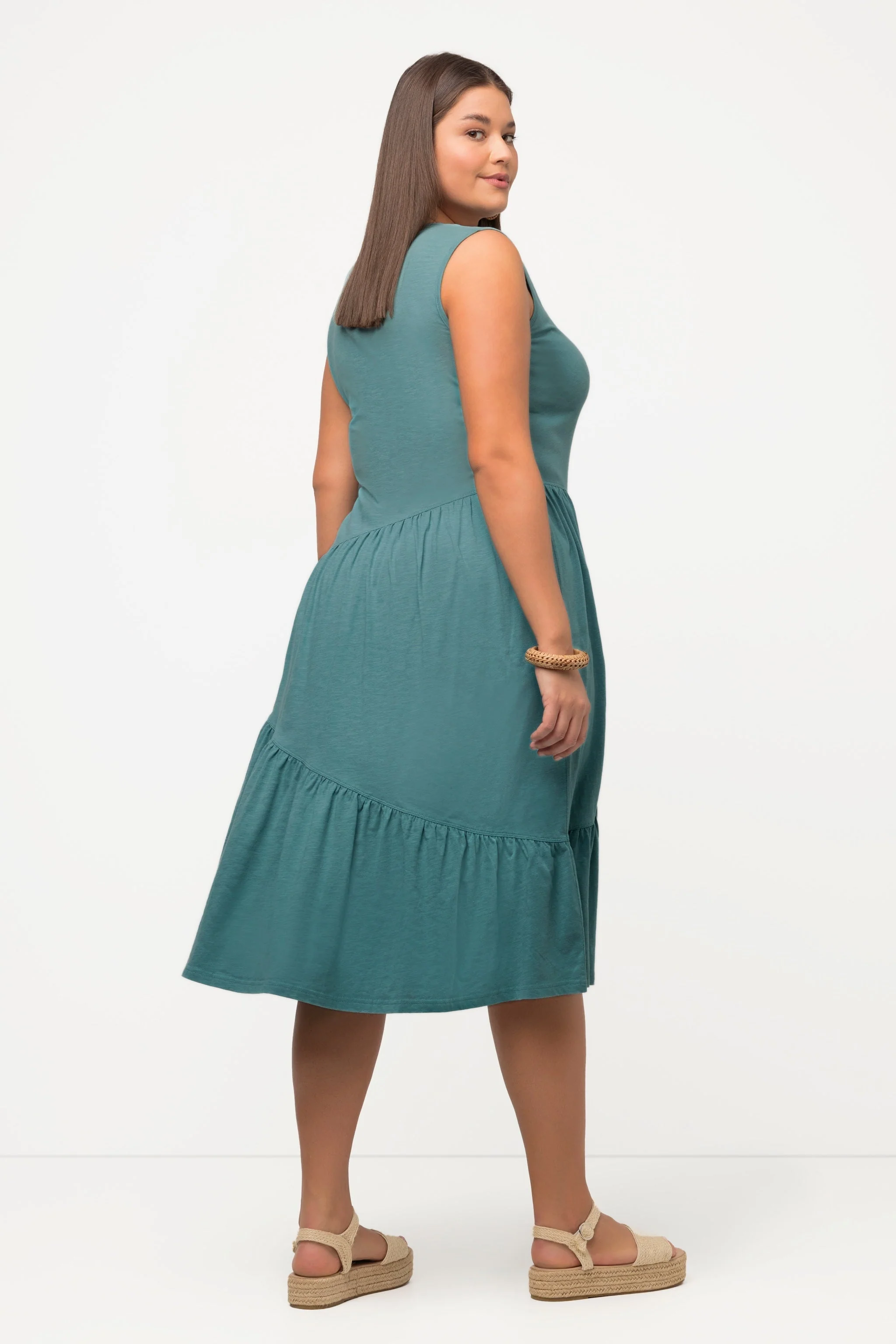 Green Sleeveless Midi Dress