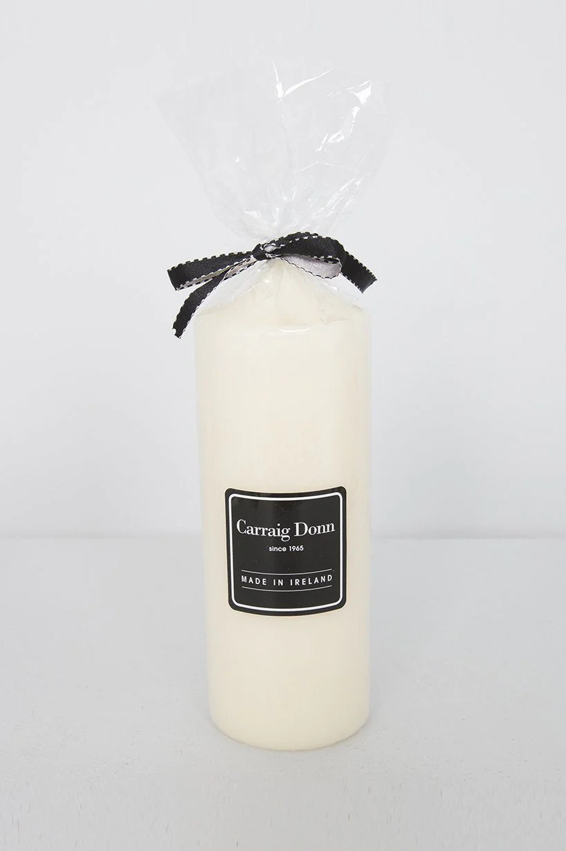 Ivory Pillar Candle 21cm