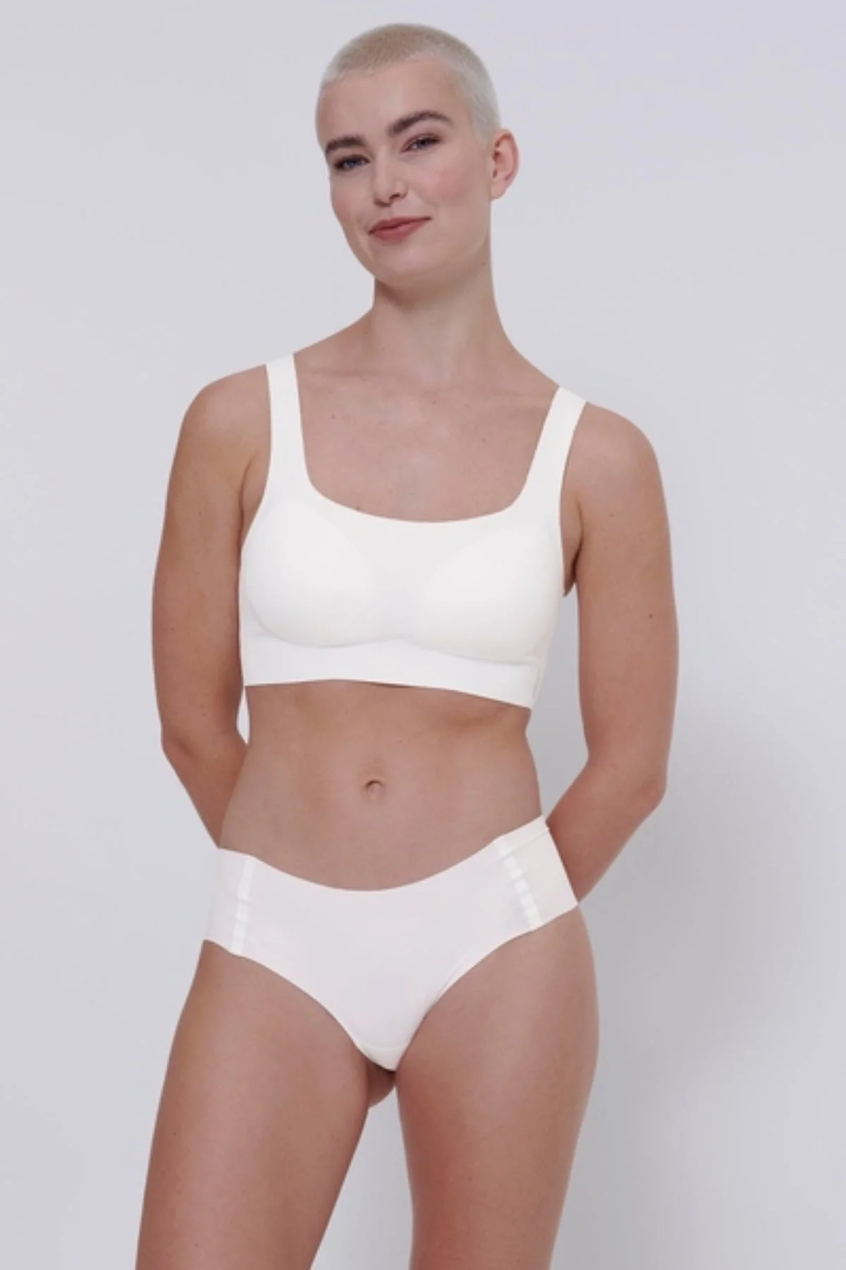 Zero Feel High Waist Briefs in White