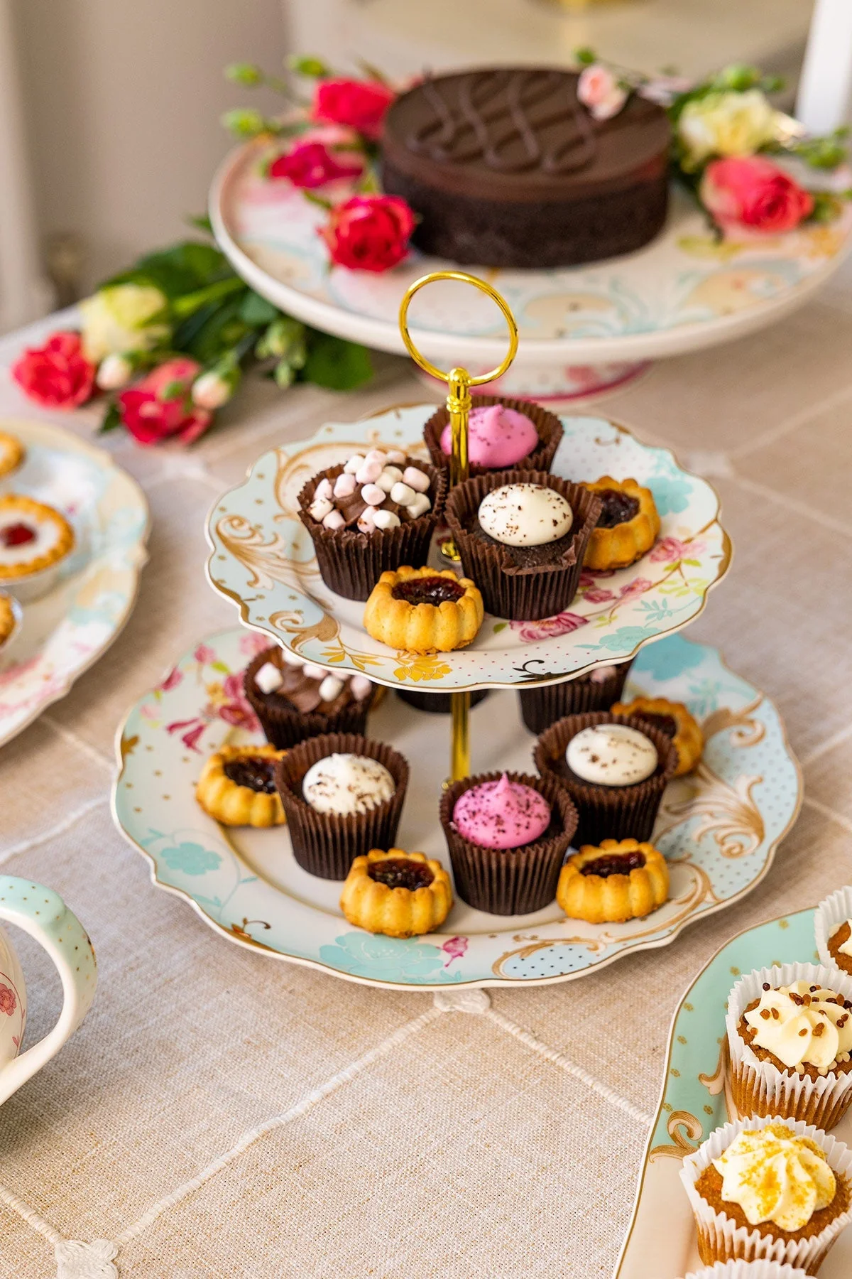 Rosa Belle Two Tier Cake Plate