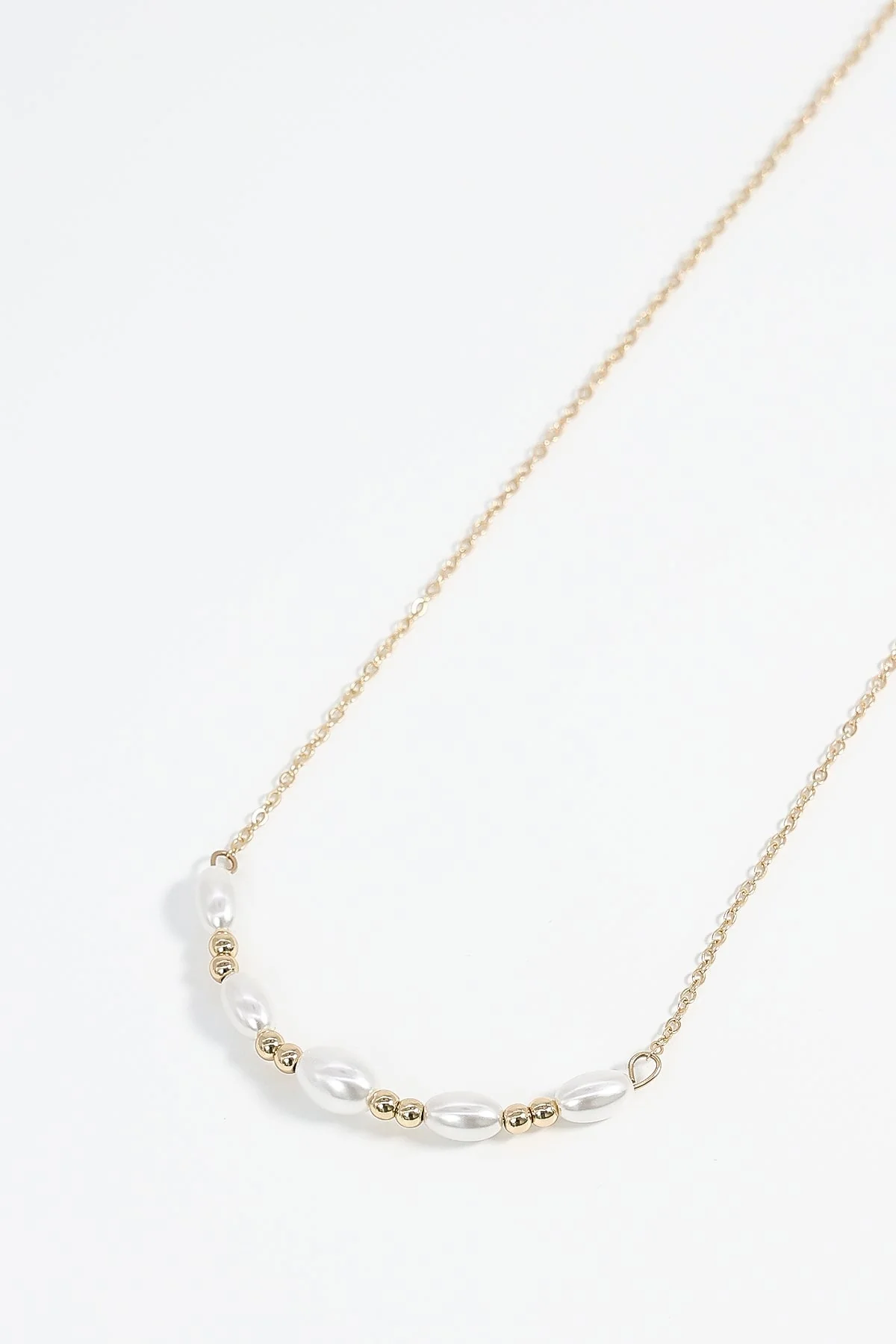 Gold and Pearl Necklace