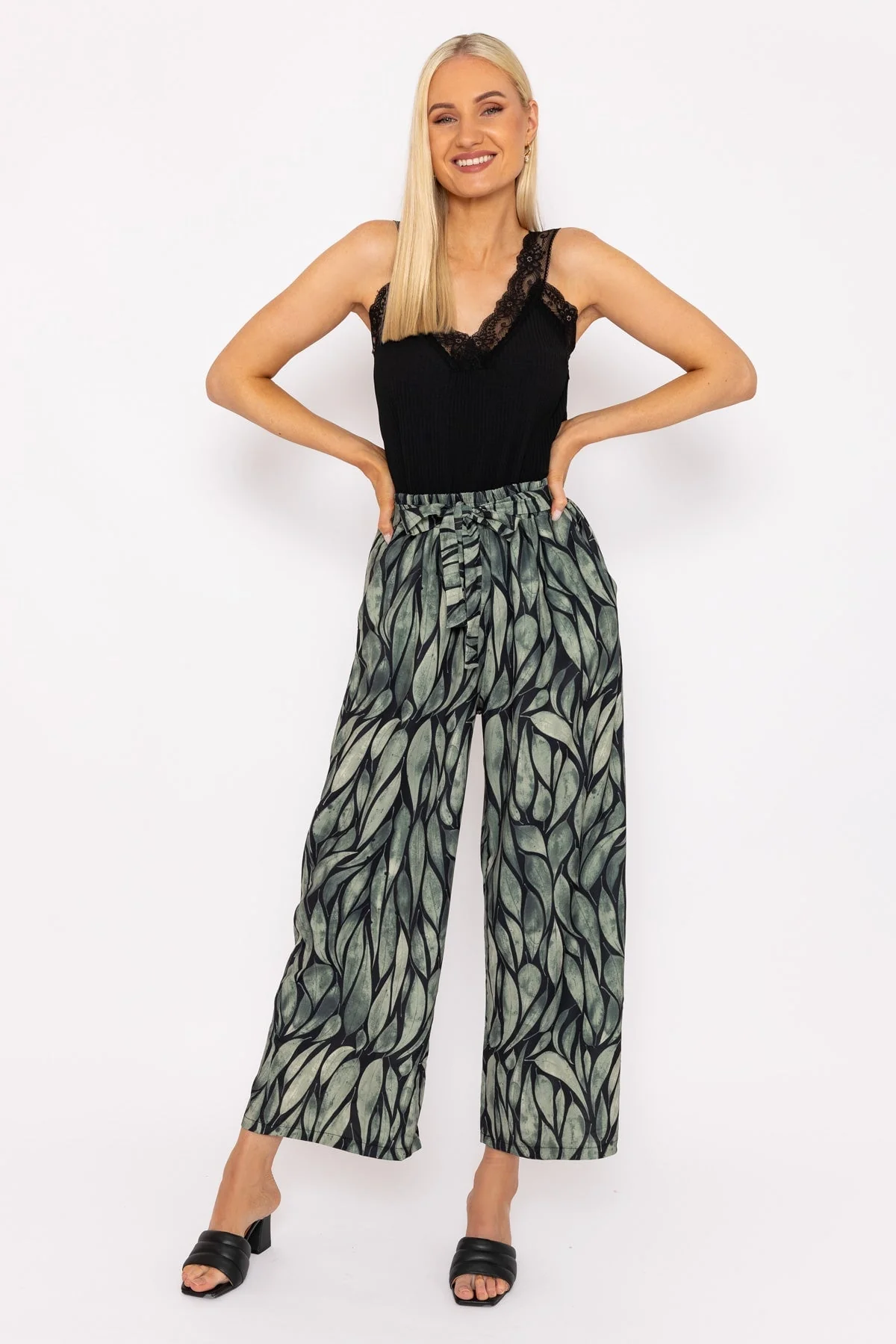 Belted Trousers in Khaki Print
