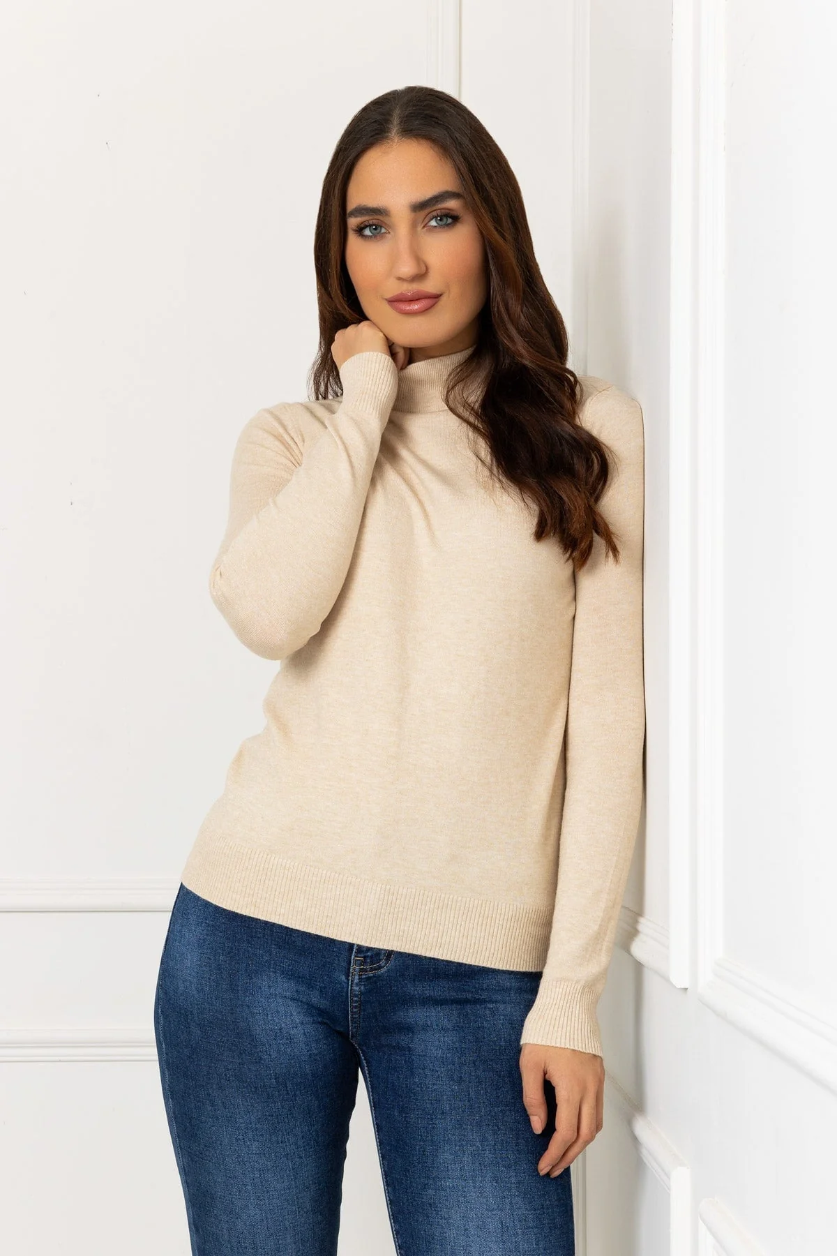 Turtleneck Knit in Beige