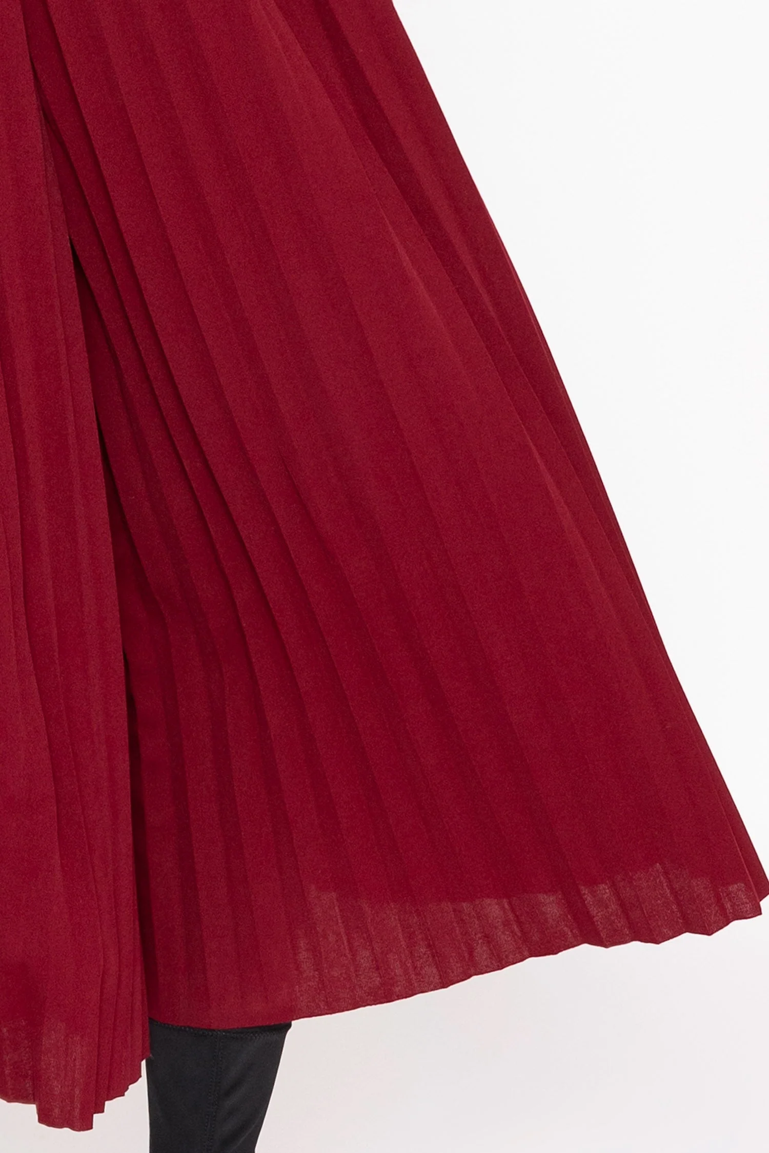 Pleated Wide Leg Pant in Burgundy