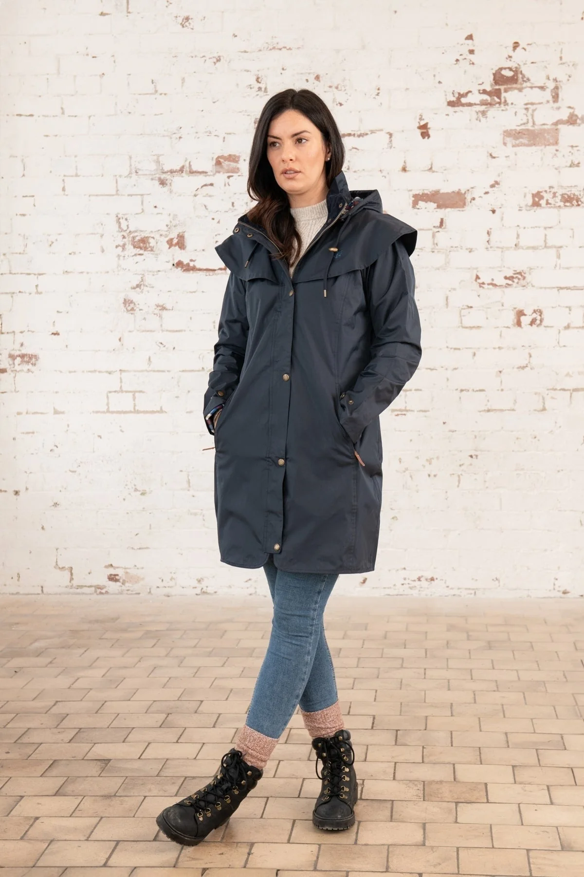Outrider Waterproof Raincoat in Navy