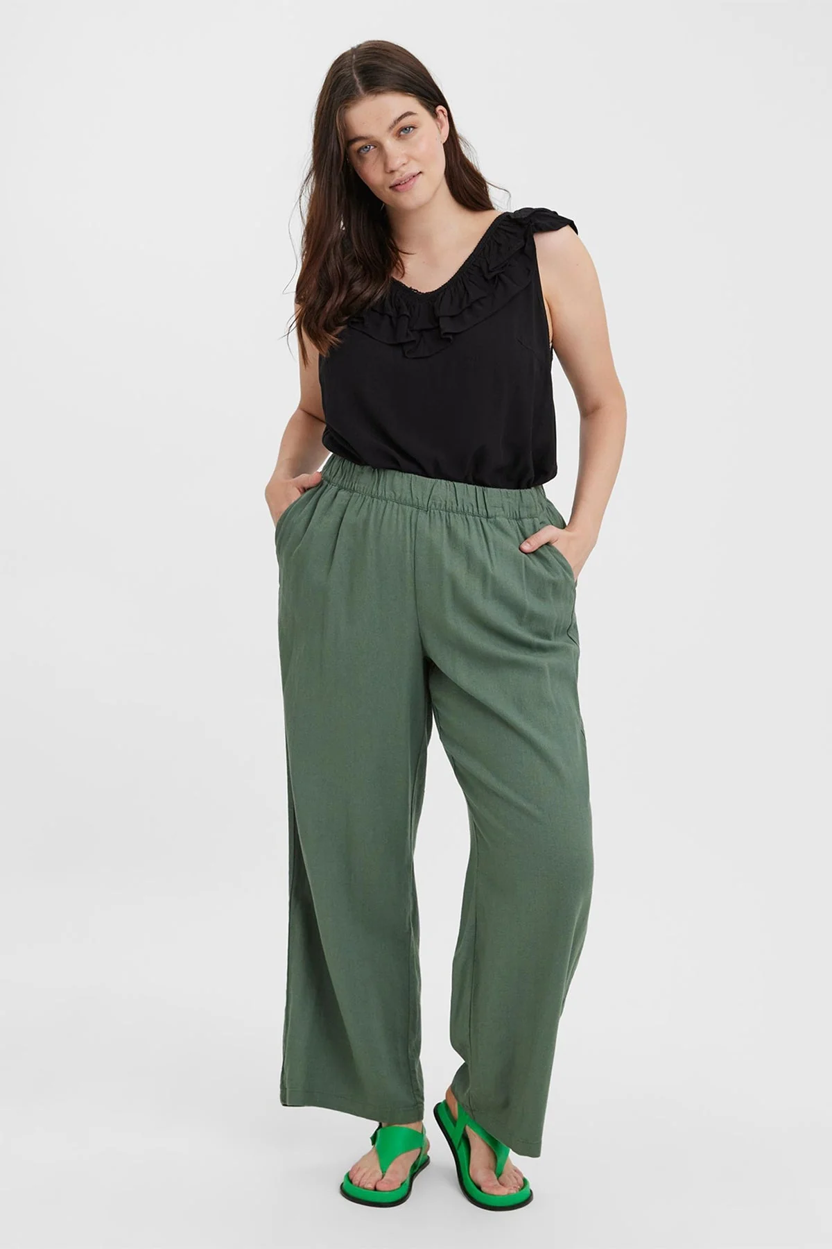 Curve - Aubriella Wide Pants in Khaki