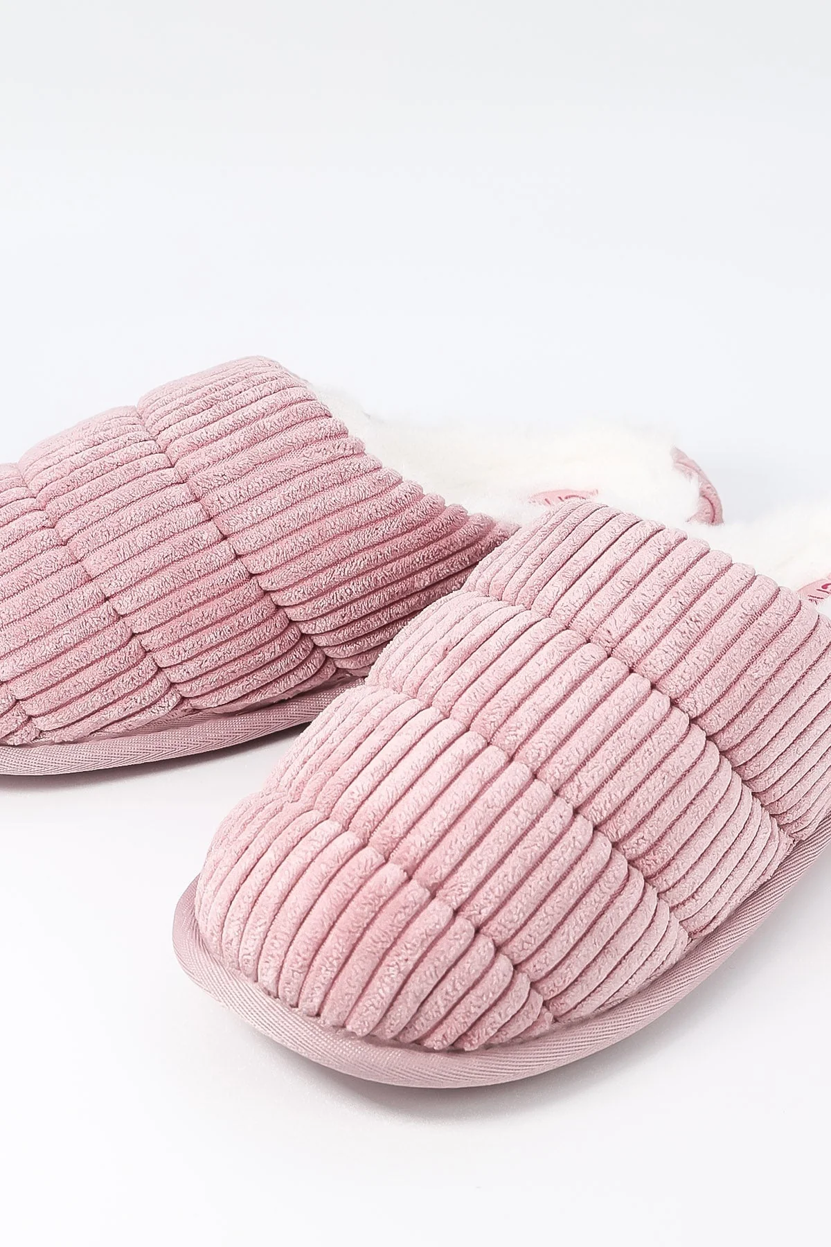 Velour Ribbed Mule Slipper in Pink