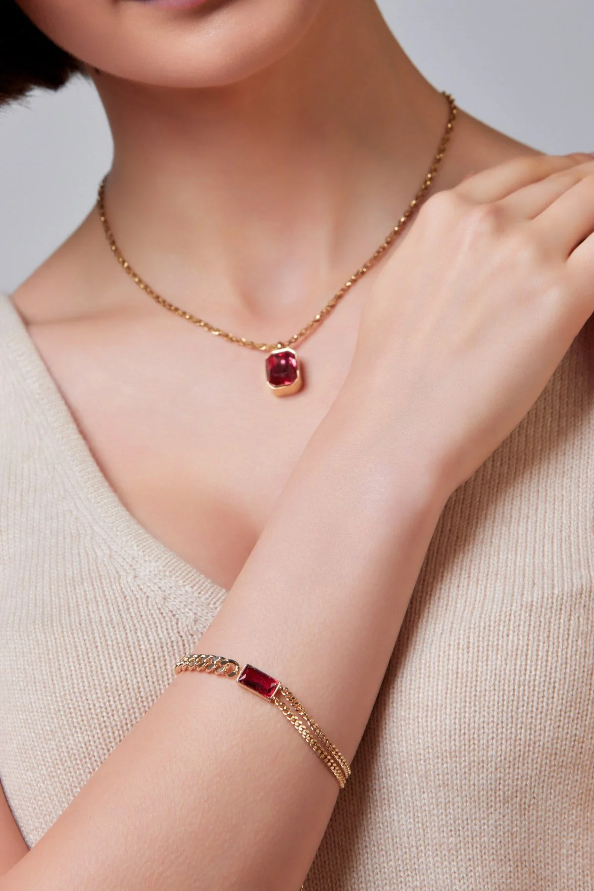 Sariyah Fuchsia Bracelet