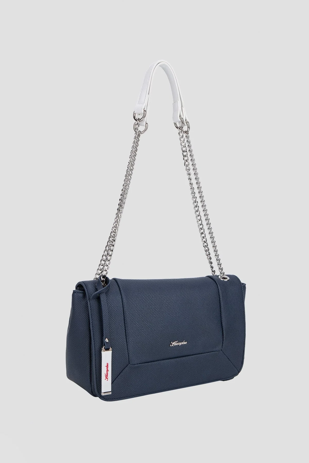 Shoulder Bag with Chain Strap in Navy