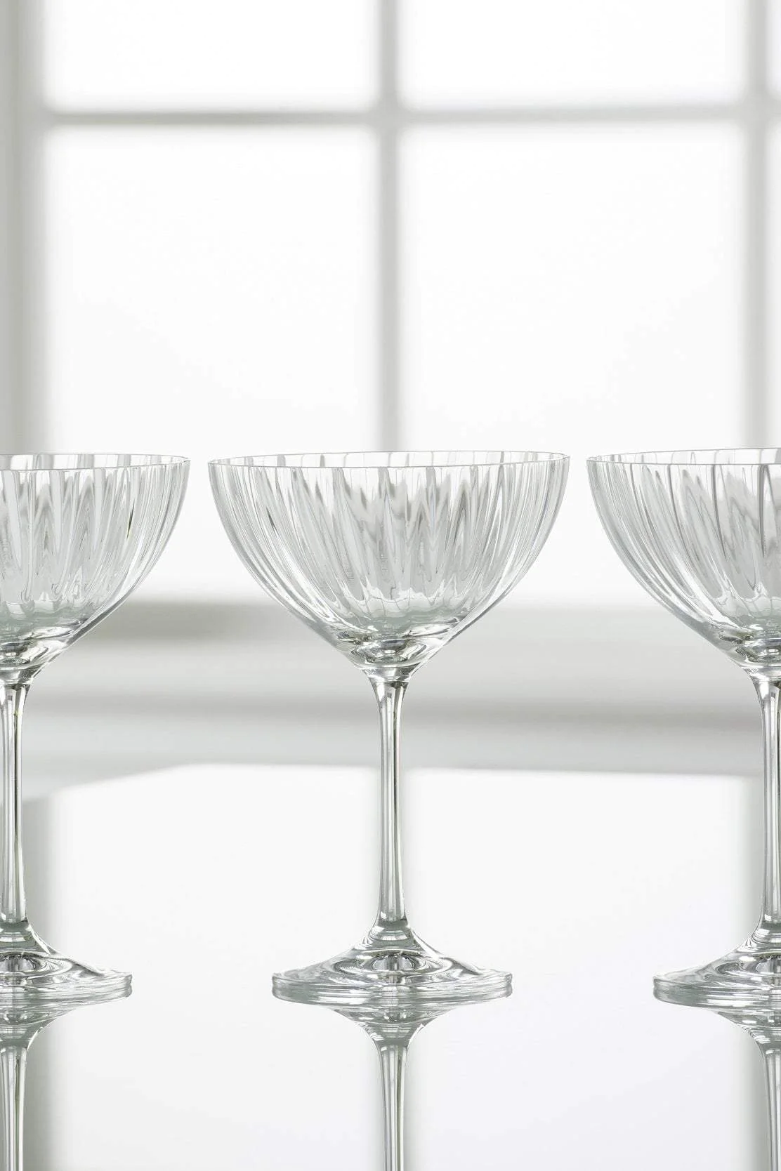 Erne Champagne Saucer Set