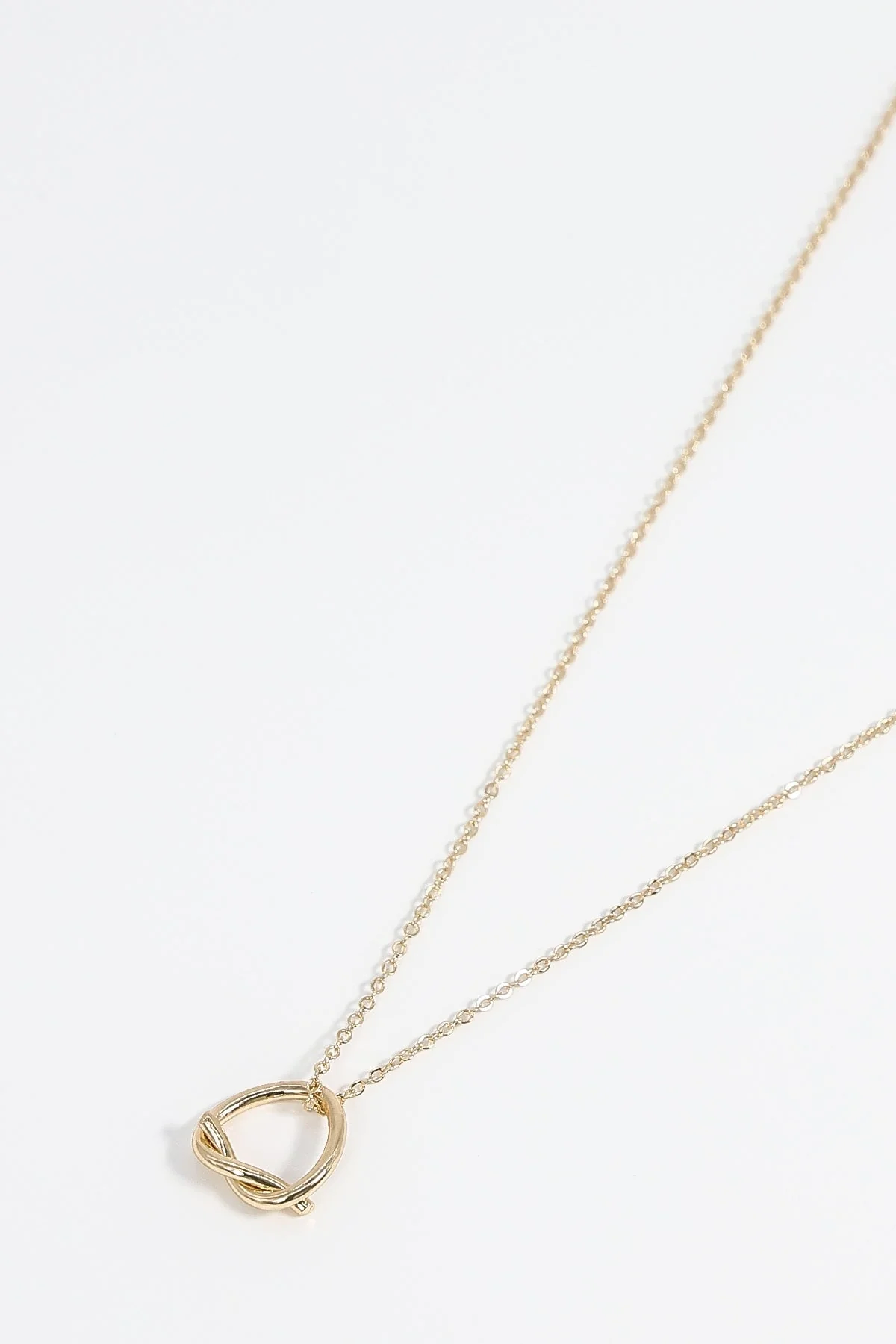 Knot Pendant in Gold