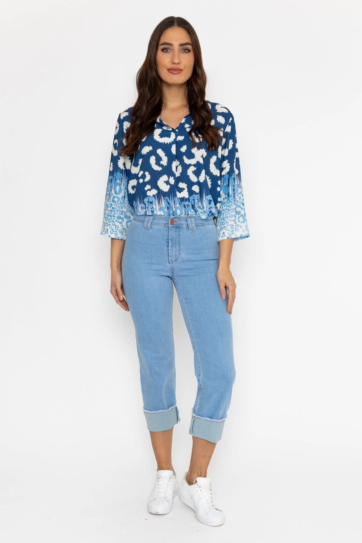 Seamless Turn Up Jeans in Light Denim