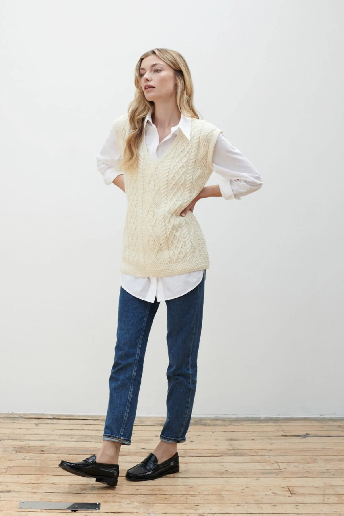 V-Shaped Aran Wool Slipover in Cream