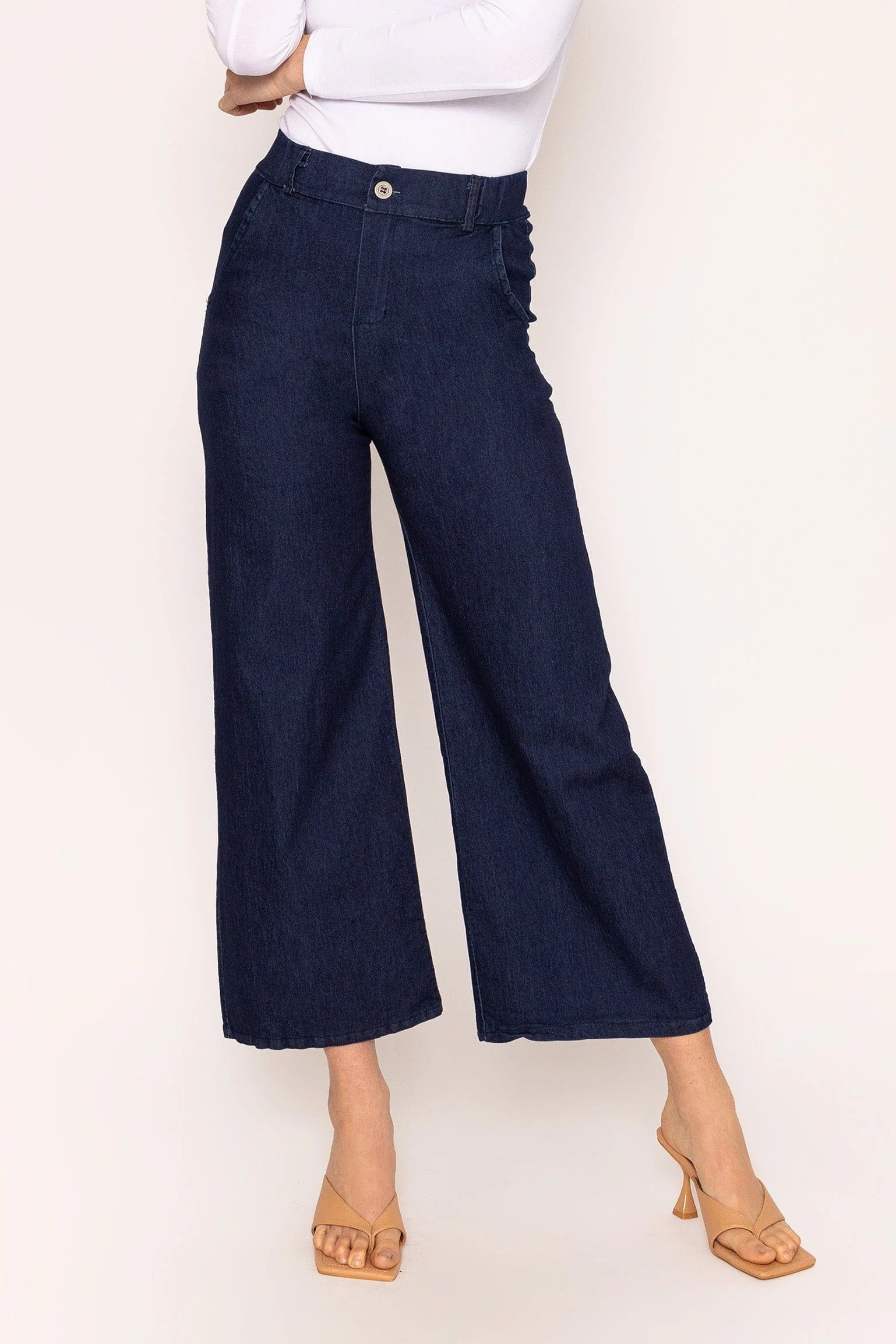 Wide Leg Jeans in Denim