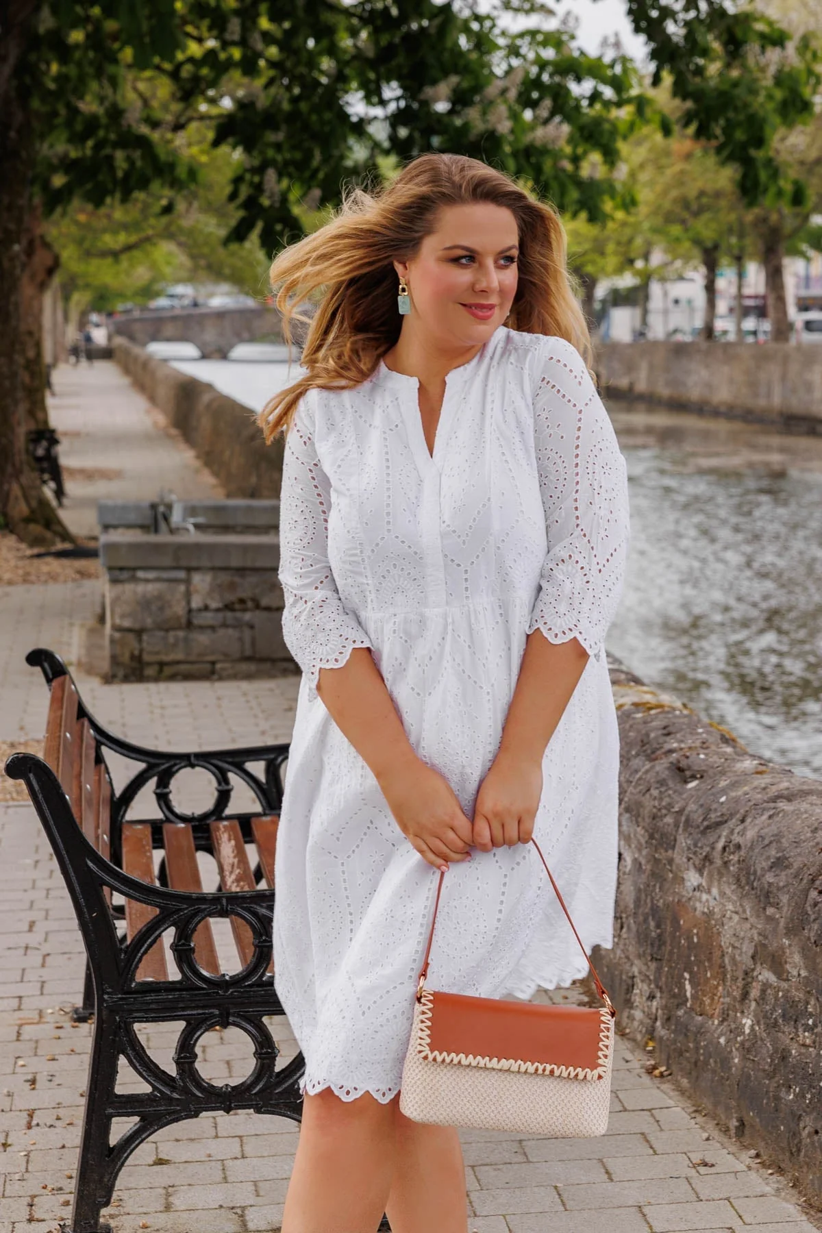 Contrast Raffia Crossbody Bag