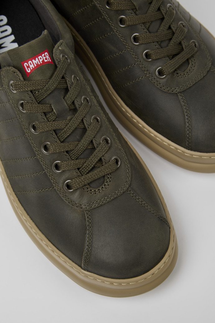 Sneakers verdes de piel para hombre