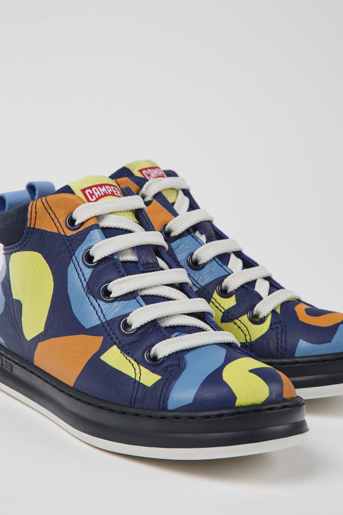 Botas de piel y tejido multicolor