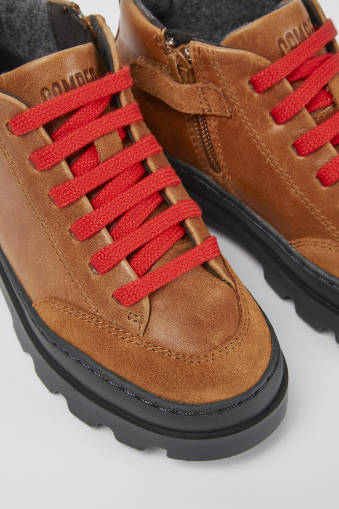 Botines en color marr&ograve;n