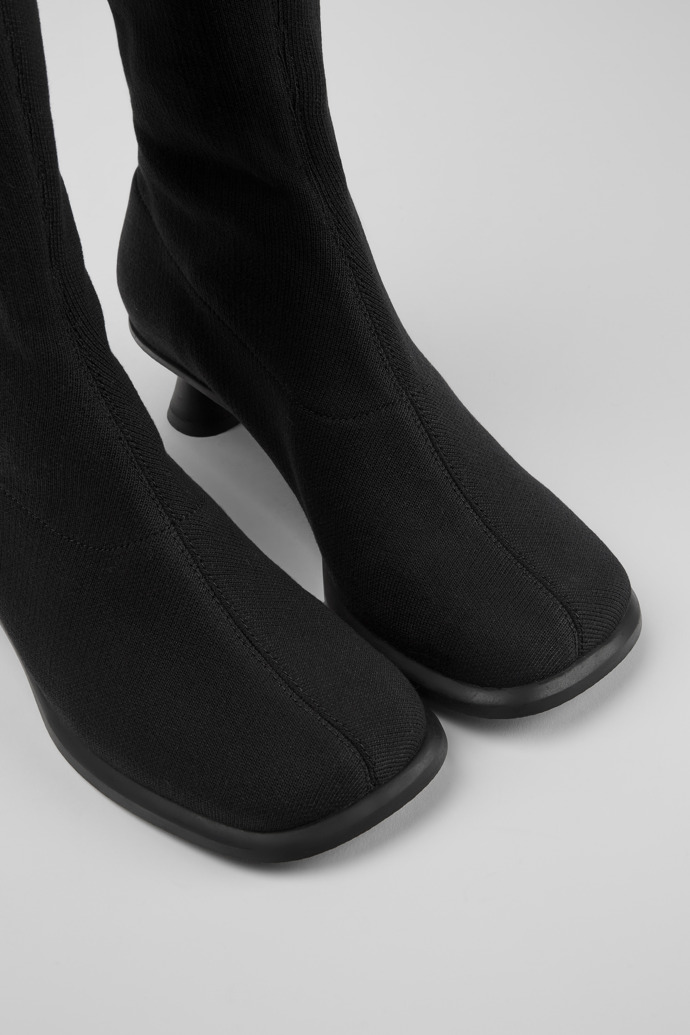 Botas altas negras de TENCEL&trade; Lyocell