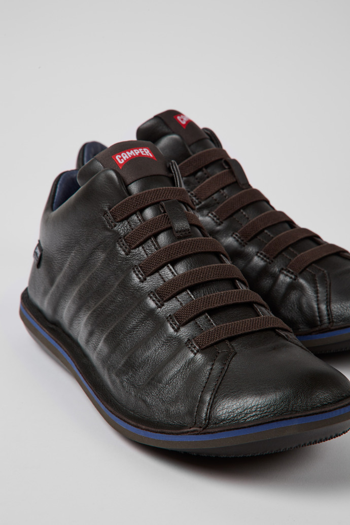 Botines marr&ograve;n oscuro de piel para hombre