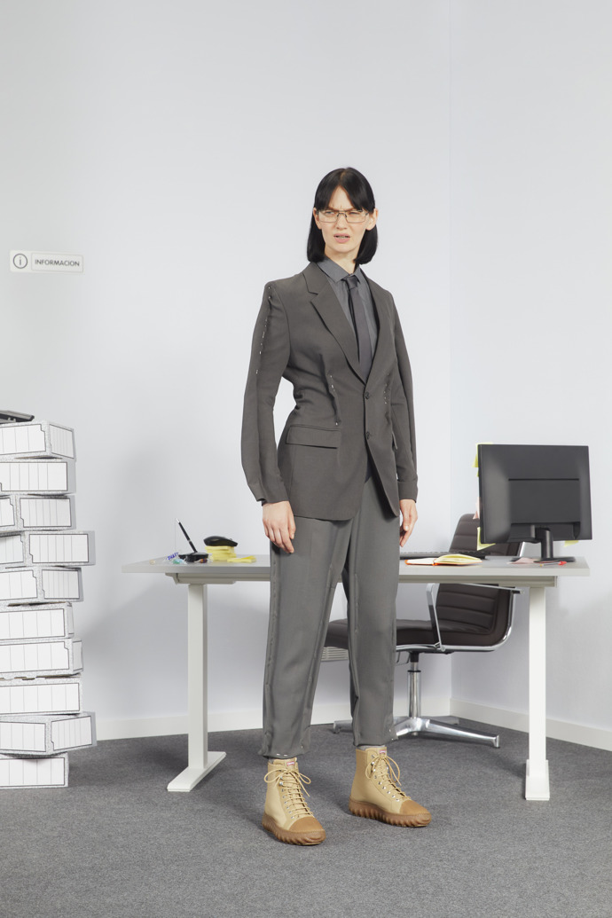 Botines beiges de tejido y piel para mujer