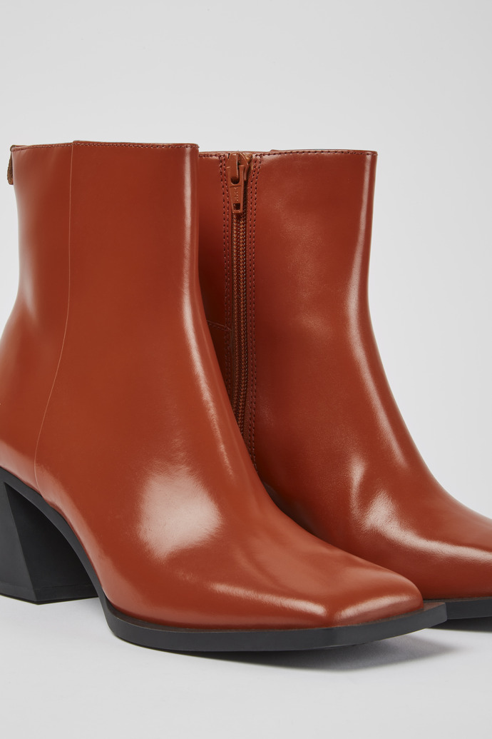 Botas de piel en color marr&ograve;n para mujer