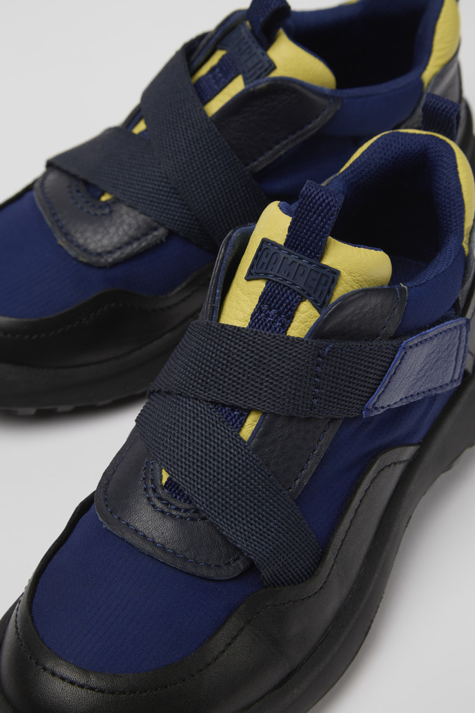 Sneakers de piel y tejido multicolores