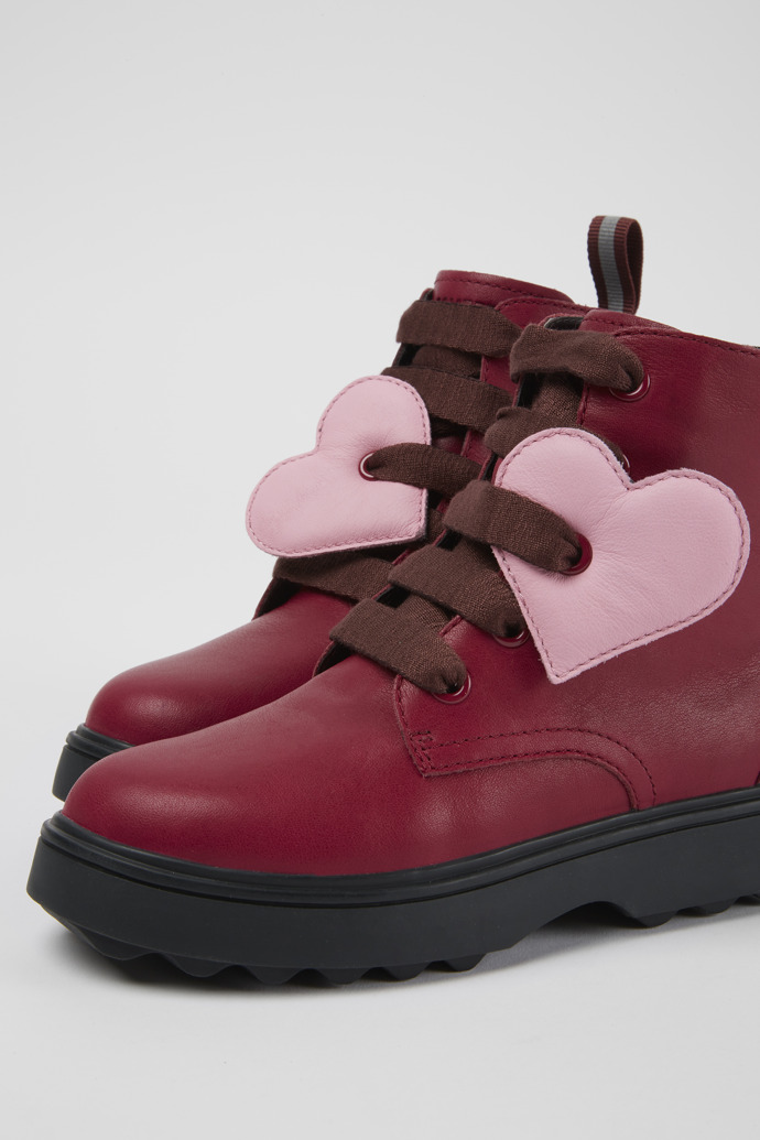 Botines de cordones en color rosa